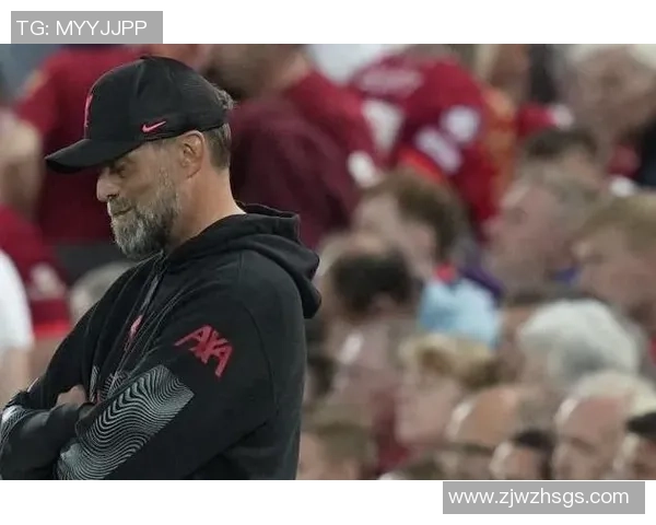 曼联与利物浦激战正酣现场直播全程回顾与精彩瞬间分析