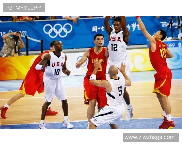 美国男篮与加拿大男篮激战正酣争夺篮球荣耀的巅峰对决